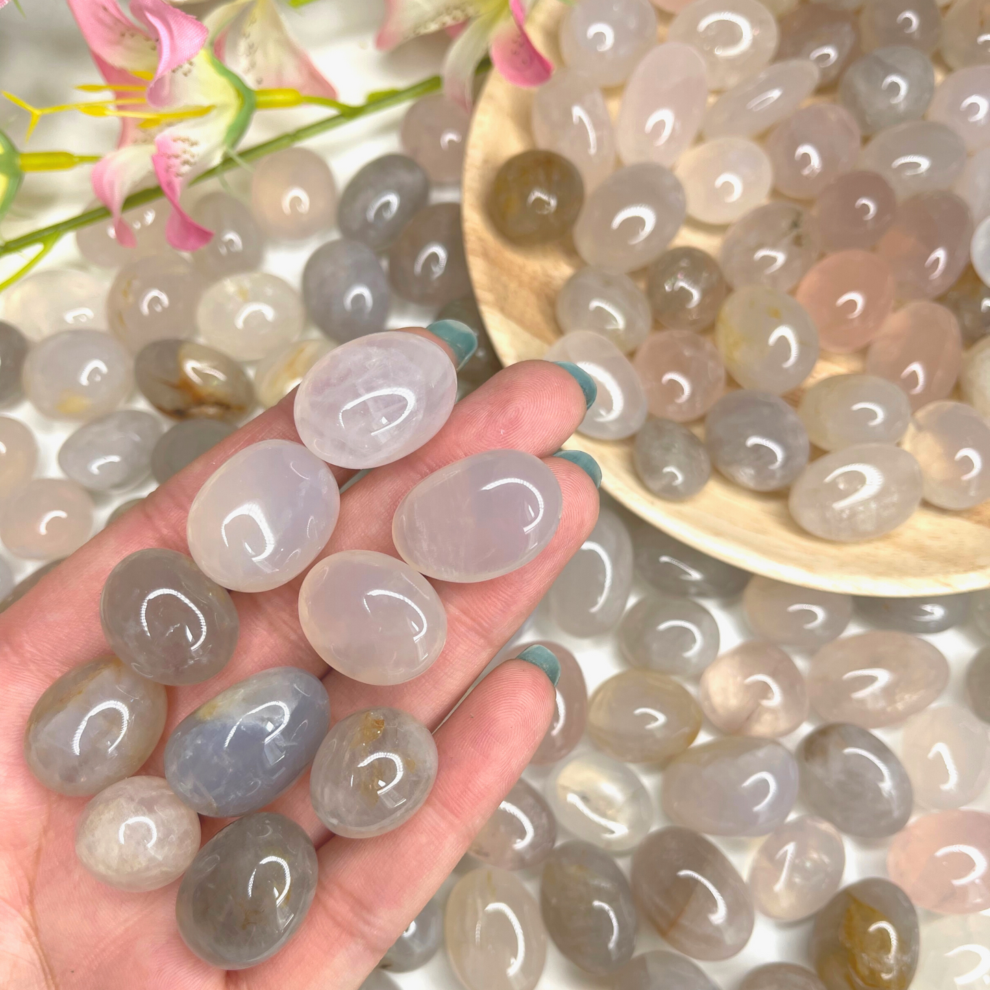 Blue Rose Quartz Tumbled Stone IKQ-2